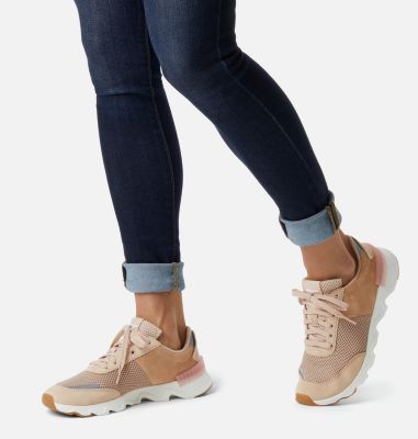 Women's Kinetic&trade; Lite Sneaker KINETIC&trade; LITE LACE | 738 | 10, Natural Tan, 3/4 front