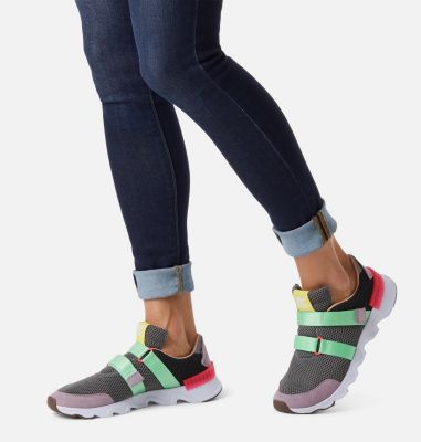 sorel kinetic lite strap sneakers