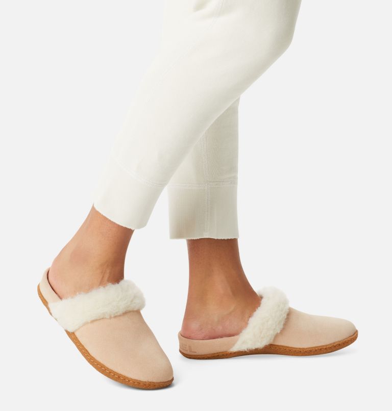 Sorel nakiska slide best sale ii slippers for ladies