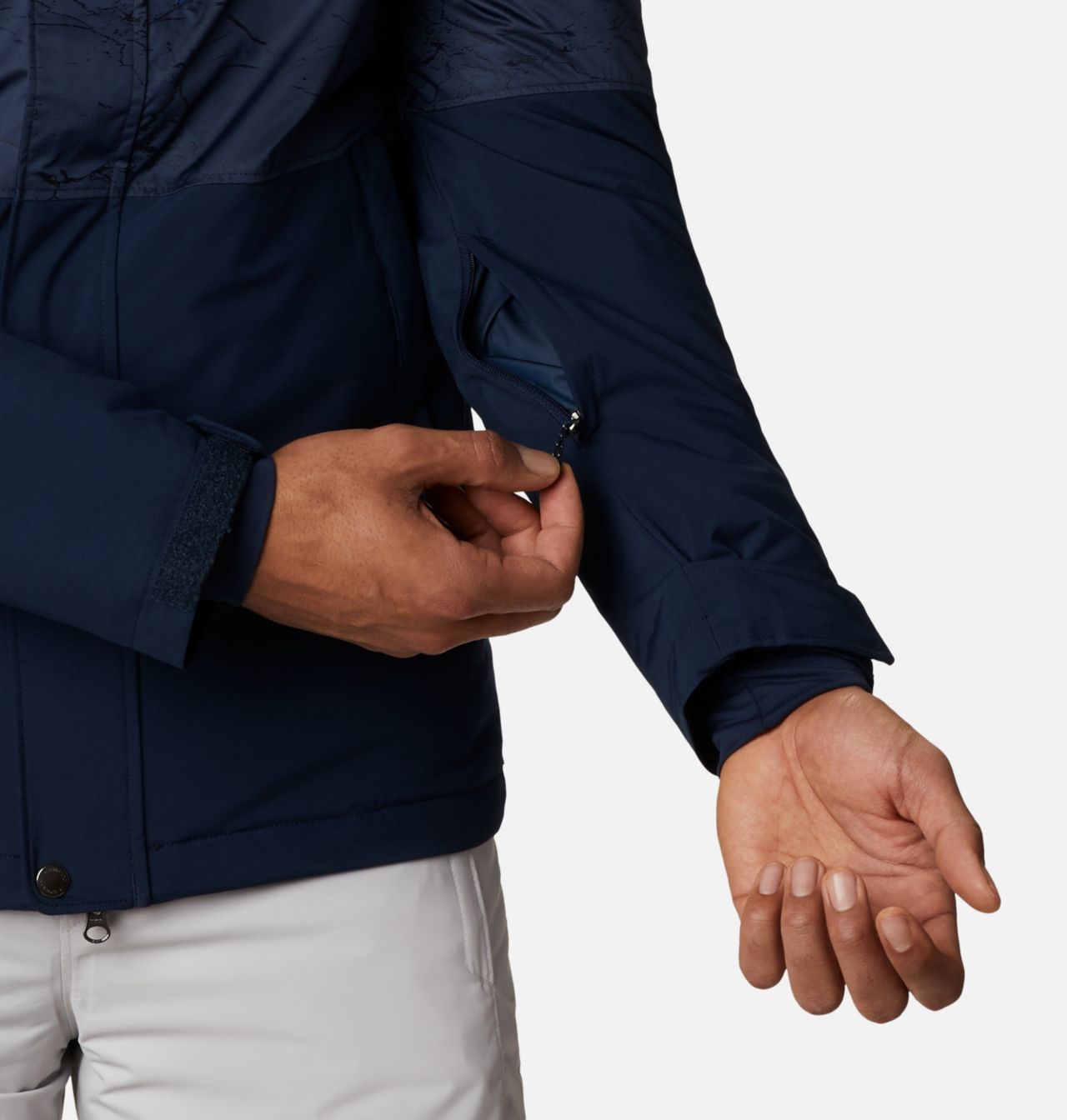 Men's Winter District™ Insulated Ski Jacket 6
