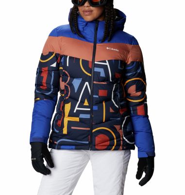Giacca da sci imbottita Abbott Peak da donna Abbott Peak&trade; Insulated Jacket | 021 | M, Dk Noctrnl Multi Typo Print, Lapis Blue, front