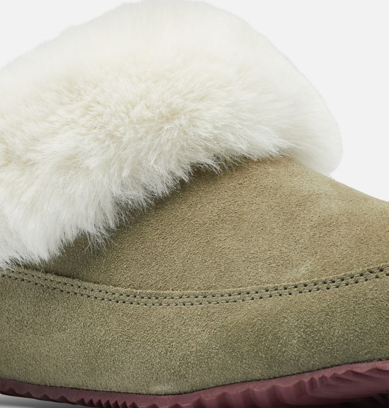 sorel sheepskin slippers