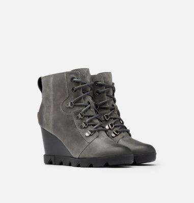 sorel black lace up bootie