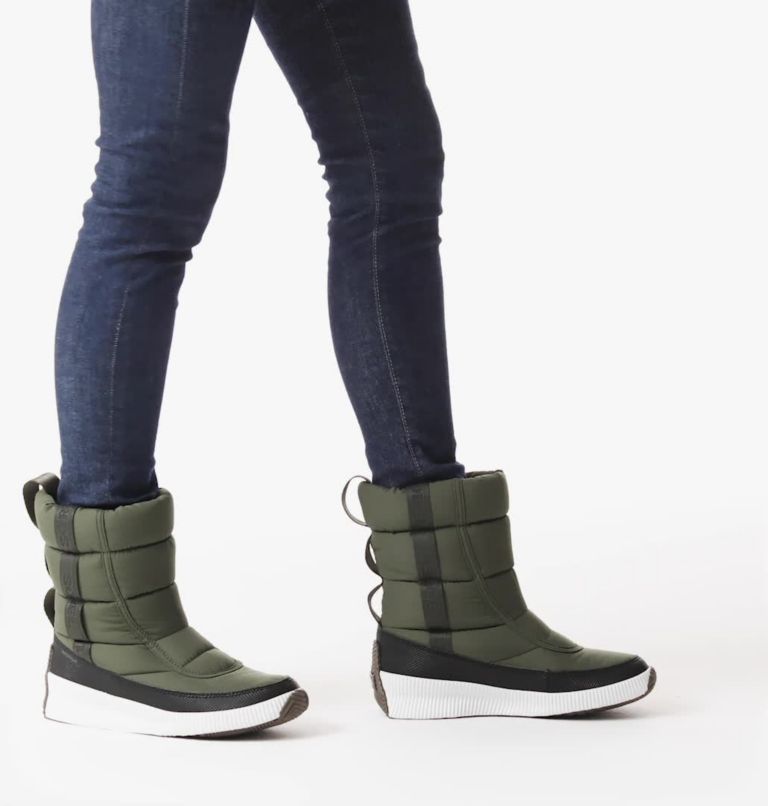 OUT N ABOUT&trade; PUFFY MID | 326 | 8.5 Women's Out N About&trade; Puffy Mid Boot, Alpine Tundra, video