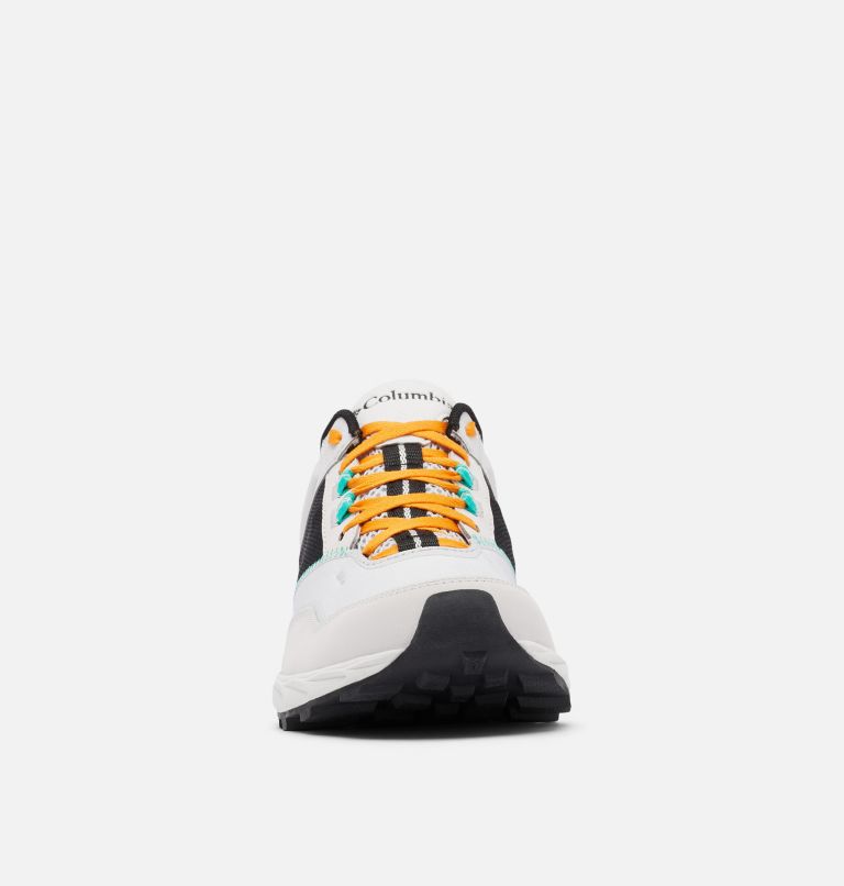 FLOW&trade; DISTRICT | 082 | 8 Men&rsquo;s Flow&trade; District Sneaker, Silver Grey, Glaze Green, toe