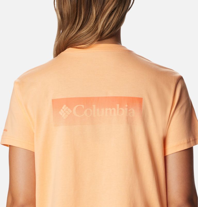 Thumbnail: Camiseta corta estampada North Cascades para mujer, Color: Peach, Framed Halftone Logo Graphic, image 5