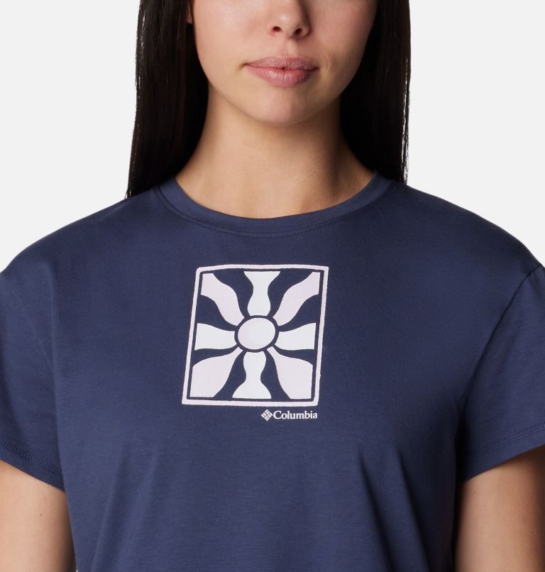 Women's Sun Trek Technical Graphic T-Shirt, Color: Nocturnal, Wavy Rays, image 4