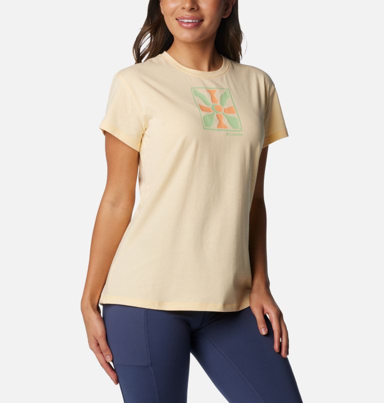 Women's Sun Trek Technical Graphic T-Shirt, Color: Sunkissed, Wavy Rays, image 5