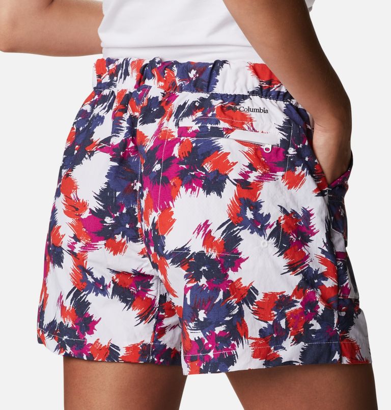 Thumbnail: Women's Summerdry Cargo Shorts, Color: White Typhoon Blooms Multi, image 5