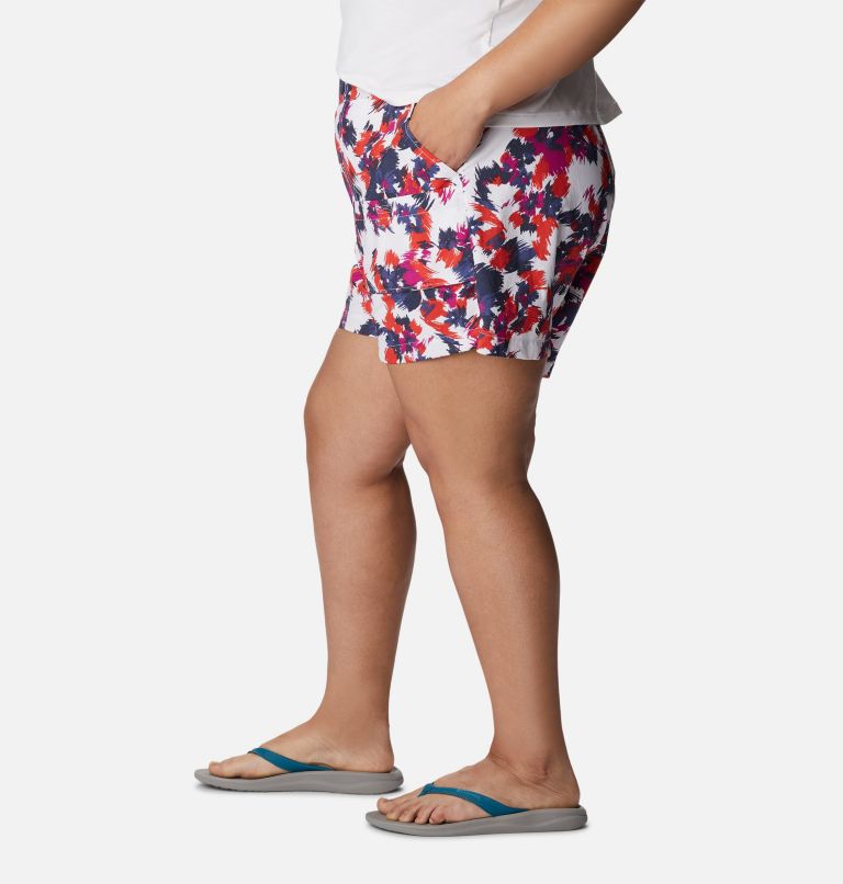 Thumbnail: Women's Summerdry Cargo Shorts - Plus Size, Color: White Typhoon Blooms Multi, image 3