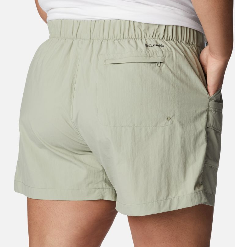 Thumbnail: Women's Summerdry Cargo Shorts - Plus Size, Color: Safari, image 5