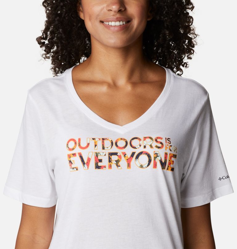 Thumbnail: Women's Bluebird Day Relaxed V-Neck Shirt, Color: White, Be Outdoors, image 4