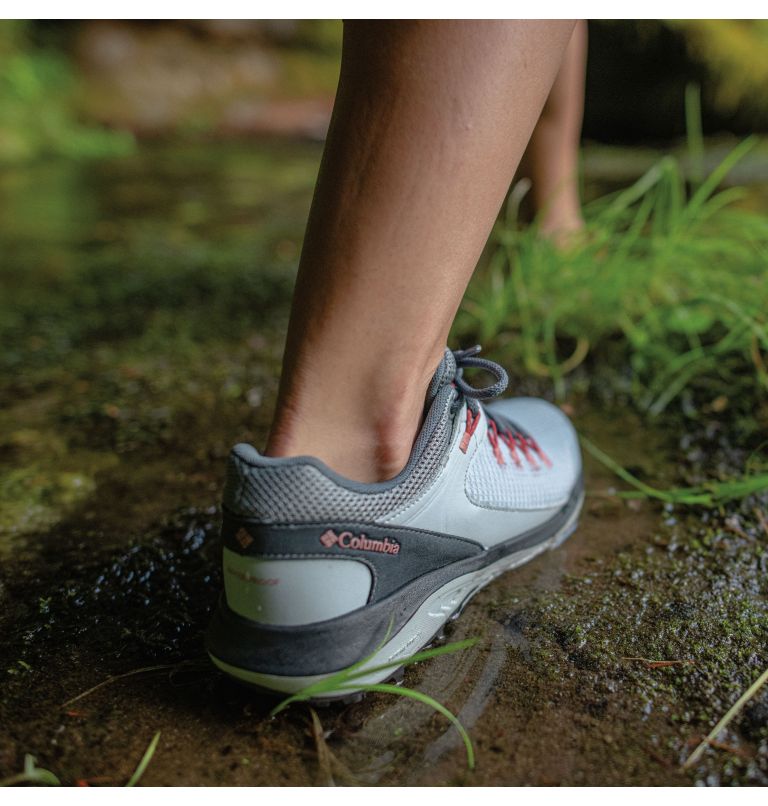Thumbnail: Women's Trailstorm Waterproof Shoe, Color: Cirrus Grey, Sandalwood Pink, image 11