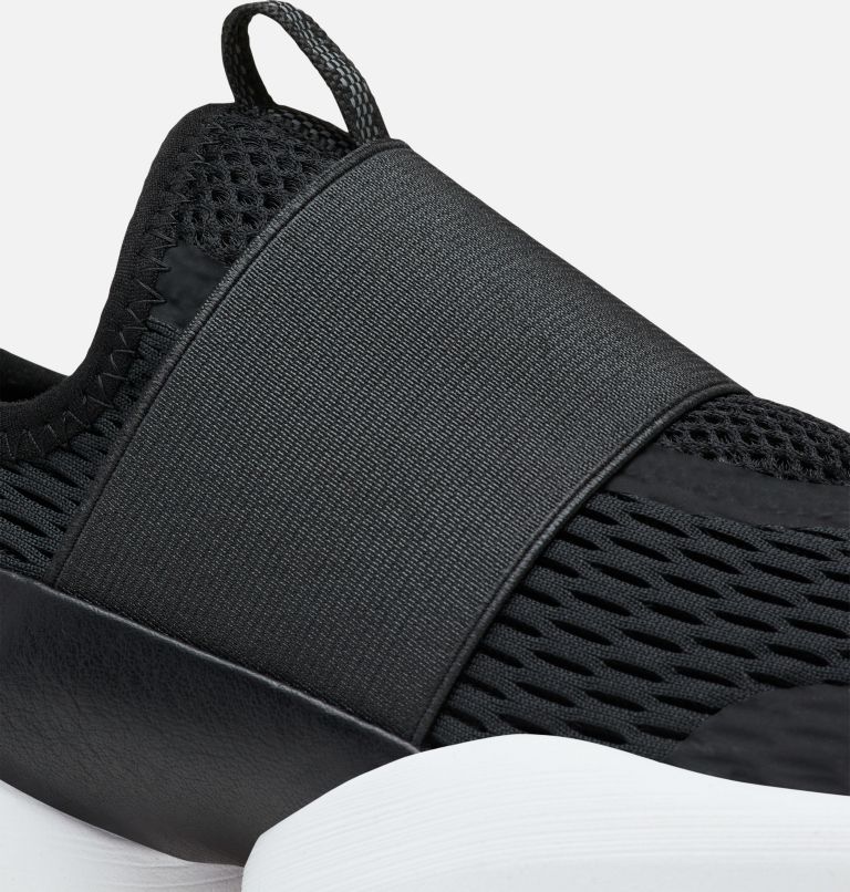 kinetic impact strap sneaker