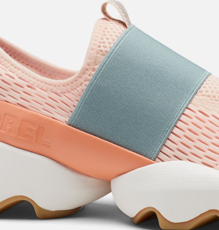 Thumbnail: Women's Kinetic Impact Strap Sneaker, Color: Peach Blossom, Paradiso Peach, image 8
