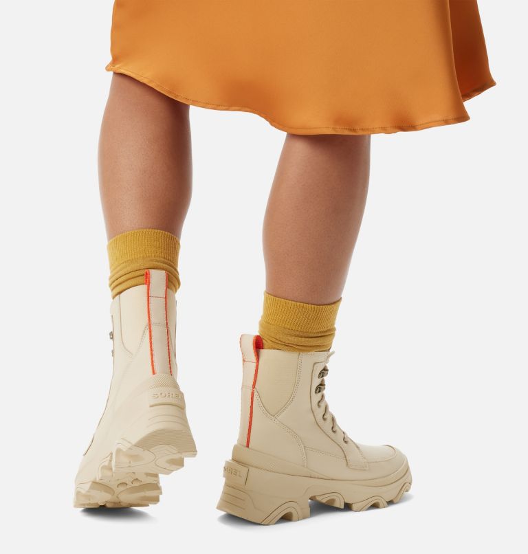 Thumbnail: Women's Brex Boot Lace, Color: Bleached Ceramic, Optimized Orange, image 7