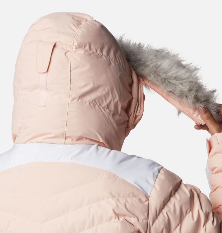 Thumbnail: Women's Bird Mountain Omni-Heat Infinity Insulated Jacket - Plus Size, Color: Peach Blossom, White, image 7