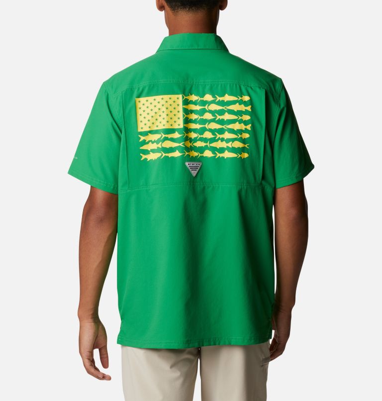 Thumbnail: Men's Collegiate PFG Slack Tide Camp Shirt - Oregon, Color: UO - Fuse Green, image 2