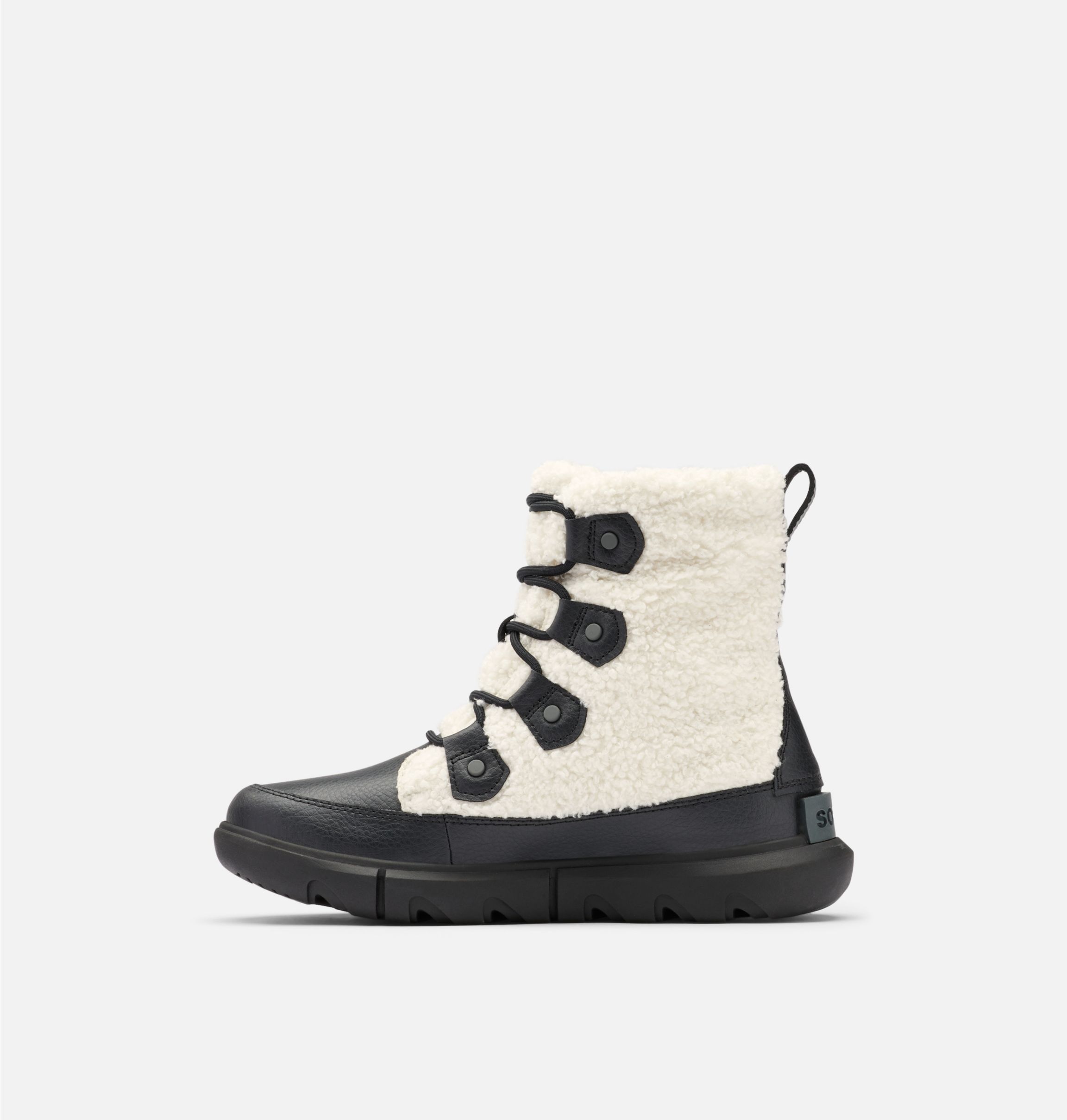 Sorel cozy joan sales boot black