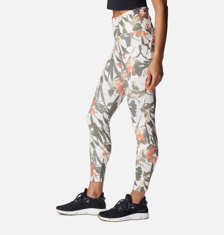 Women's Weekend Adventure 7/8 Leggings, Color: Chalk, Floriculture, image 3