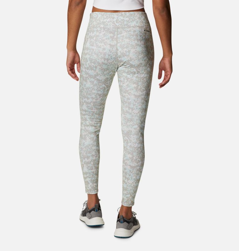 Thumbnail: Women's Columbia Lodge Print 7/8 Tights, Color: Chalk Dotty Disguise, image 2