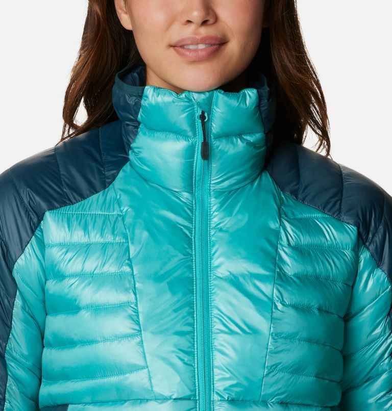 Chaqueta acolchada de plumón reciclado para mujer en azul