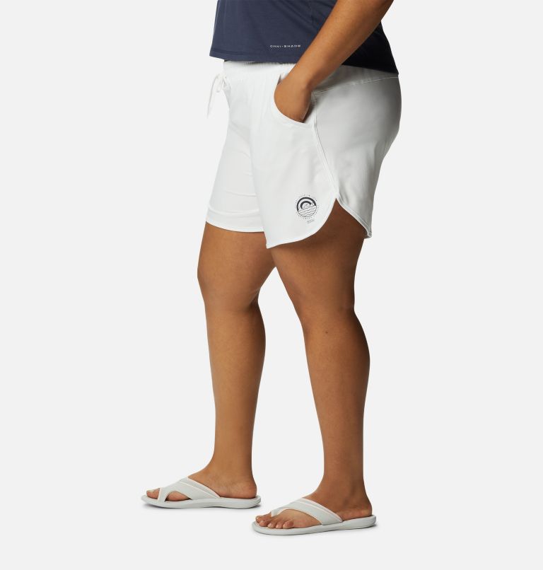 Thumbnail: Women's Bogata Bay Stretch Printed Shorts - Plus Size, Color: White, Established Waves, image 3