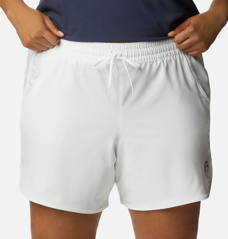 Thumbnail: Women's Bogata Bay Stretch Printed Shorts - Plus Size, Color: White, Established Waves, image 4