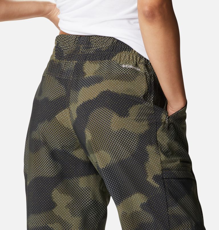 Pantalones deportivos Pleasant Creek para mujer, Color: Stone Green Spotted Camo Print, image 5