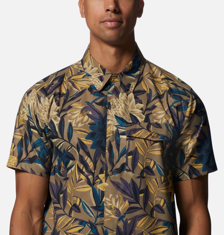 Thumbnail: Men's Shade Lite Short Sleeve Shirt, Color: Trail Dust Tropicali Print, image 4