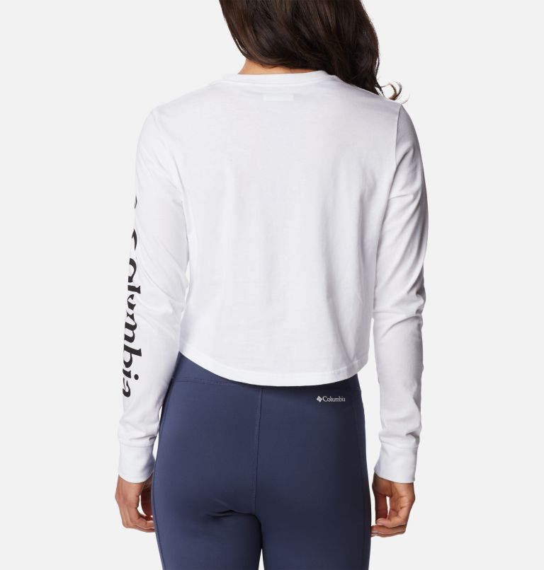 Thumbnail: Women's North Cascades Long Sleeve Cropped T-Shirt, Color: White, Black, image 2