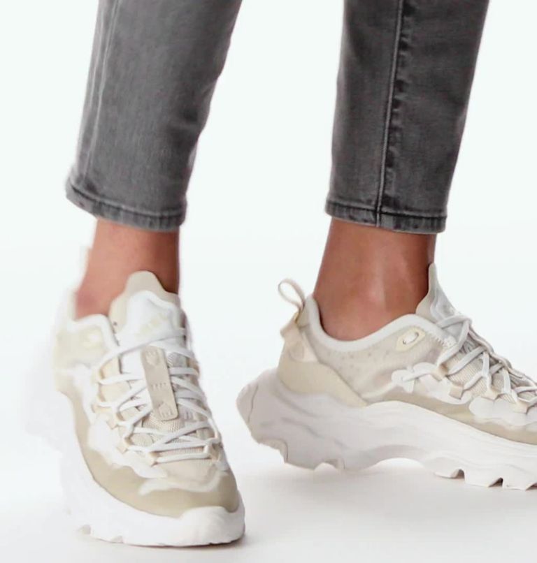 Thumbnail: Chaussure de sport à lacets Kinetic Breakthru Tech pour femme, Color: White, Chalk, image 2