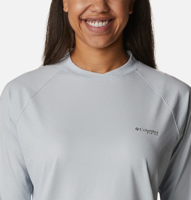 Thumbnail: Women's PFG Tidal Deflector Ice Long Sleeve Shirt, Color: Cirrus Grey, image 4