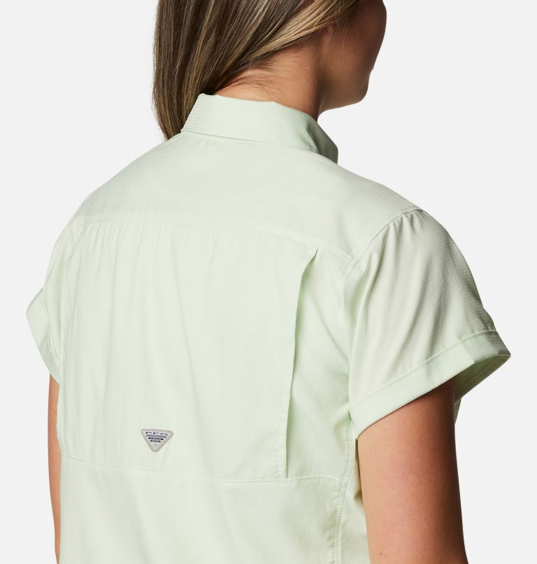 Women's PFG Skiff Guide Woven Short Sleeve Shirt, Color: Light Lime