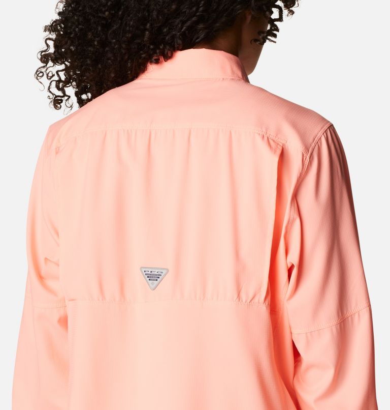 Women's PFG Skiff Guide Woven Long Sleeve Shirt, Color: Tiki Pink, image 5