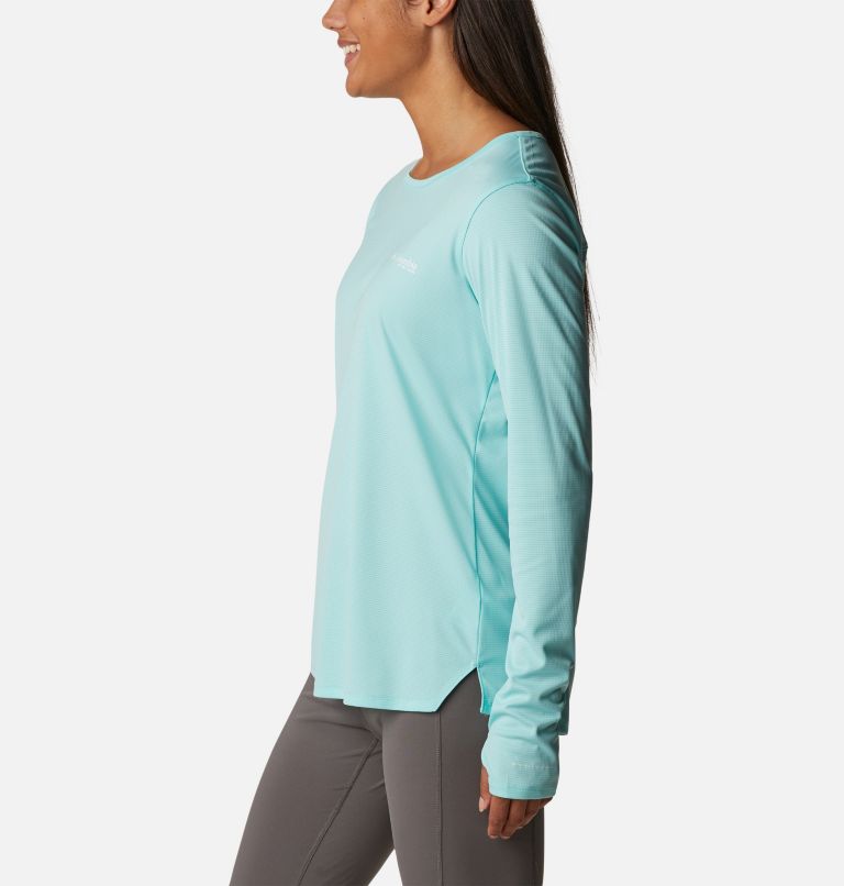 Thumbnail: Women's PFG Skiff Guide Knit Long Sleeve Shirt, Color: Gulf Stream, image 3