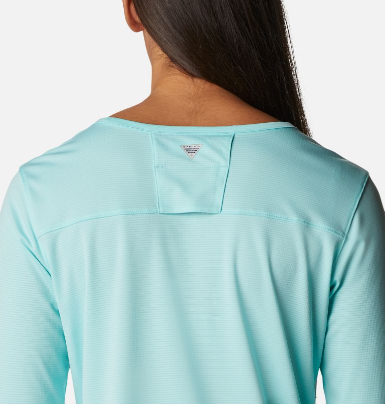Thumbnail: Women's PFG Skiff Guide Knit Long Sleeve Shirt, Color: Gulf Stream, image 5
