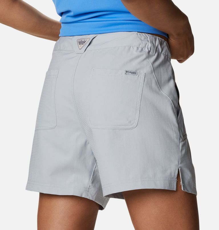 Thumbnail: Women's PFG Skiff Guide Shorts, Color: Cirrus Grey, image 5