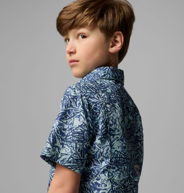 Boys' PFG Super Slack Tide Short Sleeve Camp Shirt, Color: Crushed Blue Marlin Palms, image 5