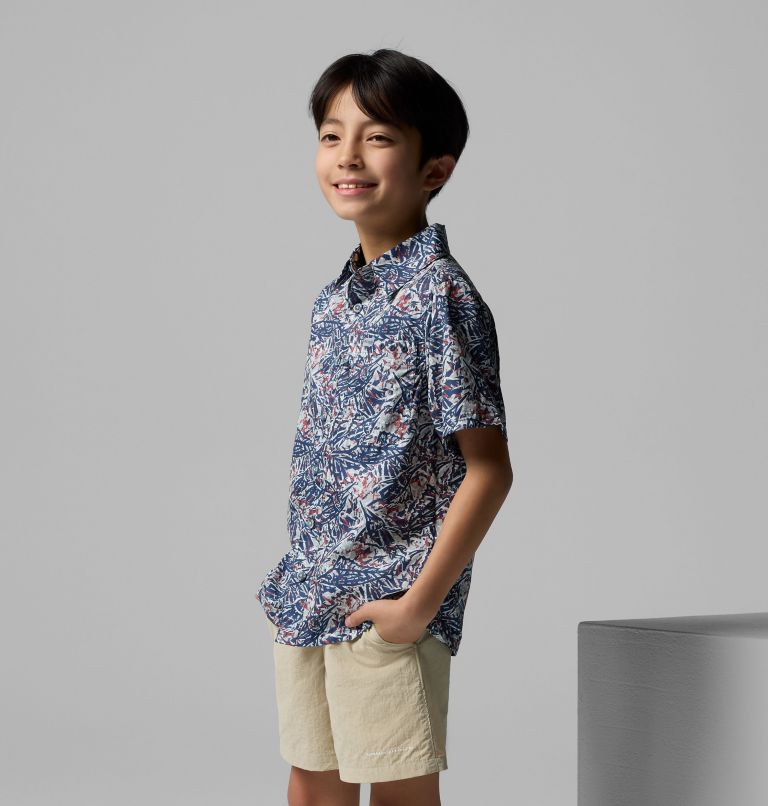 Boys' PFG Super Slack Tide Short Sleeve Camp Shirt, Color: Nocturnal Marlin Palms, image 3