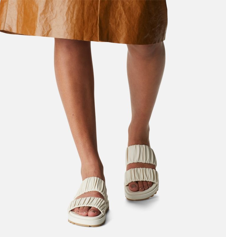 Thumbnail: Women's Roaming Two Strap Slide Sandal, Color: Chalk, Gum 17, image 8