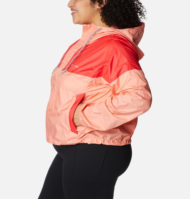 Thumbnail: Women's Flash Challenger Cropped Windbreaker - Plus Size, Color: Coral Reef, Red Hibiscus, image 3
