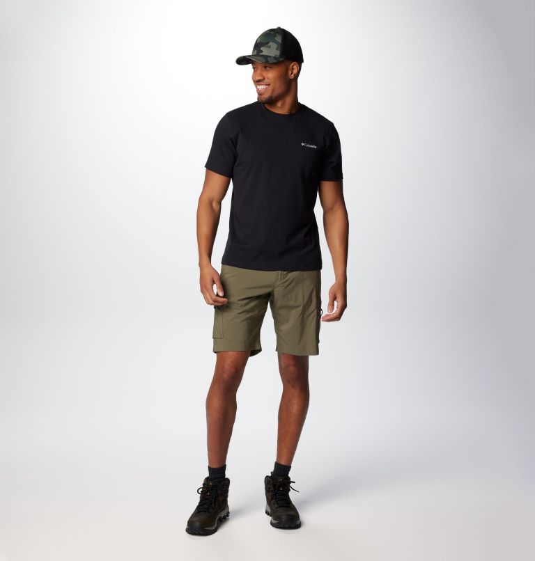 Black shirt outlet green shorts