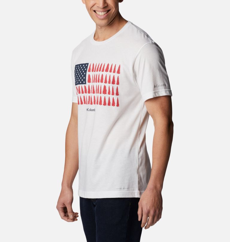 Thumbnail: Camiseta estampada Thistletown Hills para hombre, Color: White, Treestriped Flag, image 5