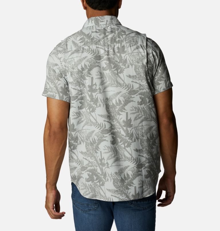 Thumbnail: Men's Utilizer Printed Woven Short Sleeve Shirt, Color: Columbia Grey North Woods Print, image 2