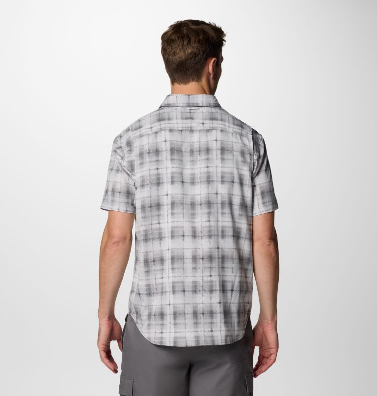 Men's Utilizer Printed Woven Short Sleeve Shirt, Color: Columbia Grey Omblur, image 2