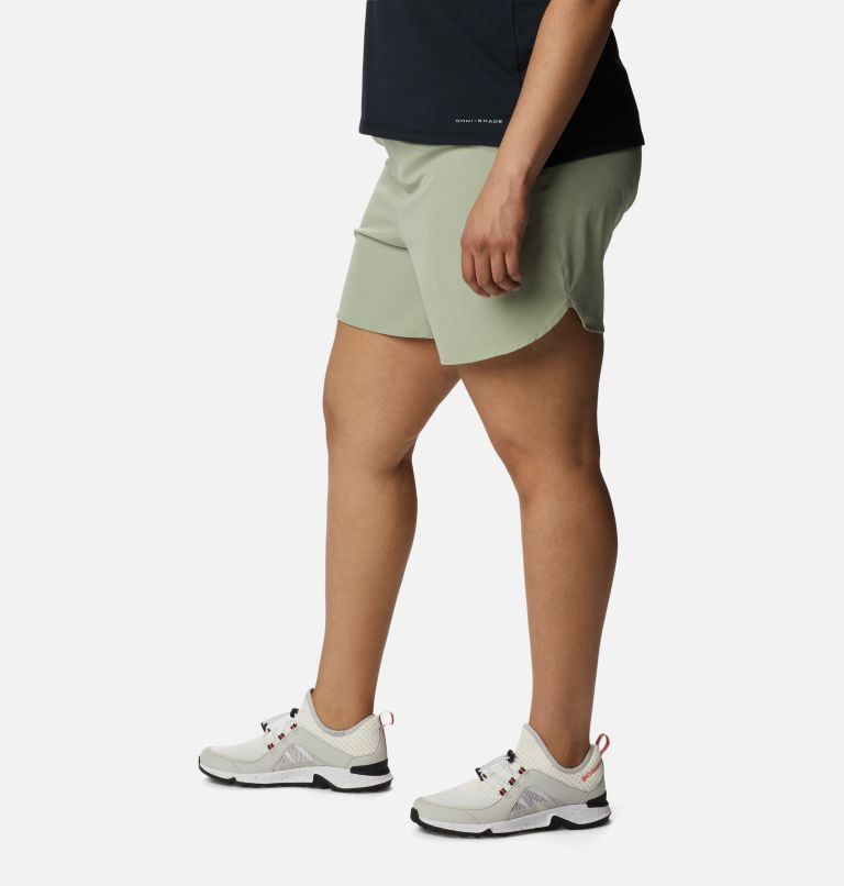 Thumbnail: Women's Columbia Hike Shorts - Plus Size, Color: Safari, image 3
