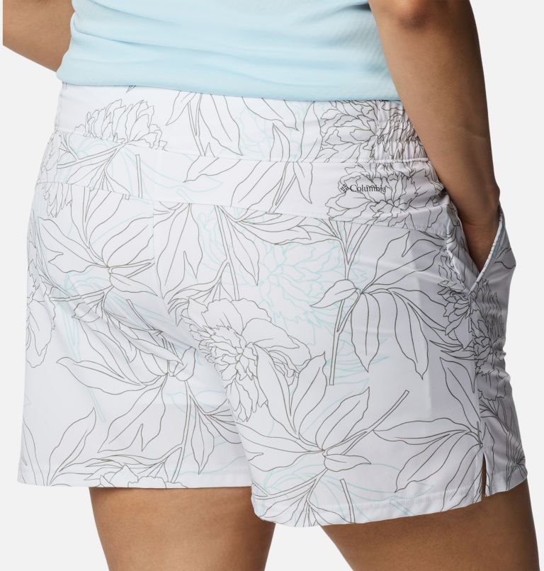 Women's Alpine Chill Zero Shorts - Plus Size, Color: White Leafy Lines