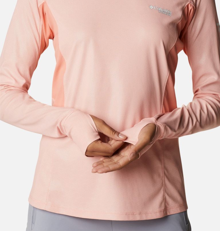 Thumbnail: Women’s Titan Pass 2.0 Technical Long Sleeve T-Shirt, Color: Coral Reef, image 6