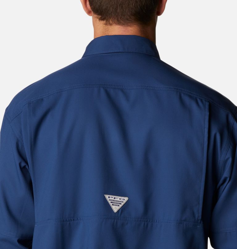 Thumbnail: Men's PFG Skiff Guide Woven Long Sleeve Shirt, Color: Carbon, image 5